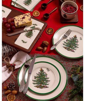 Fiesta Christmas Tree 12-Piece Dinnerware Set